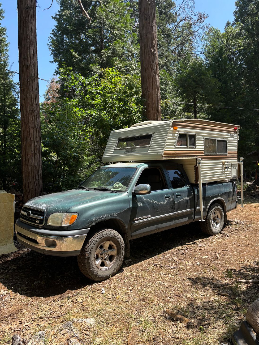 2000 Toyota Tundra with 1980 Perris Valley Cabover camper